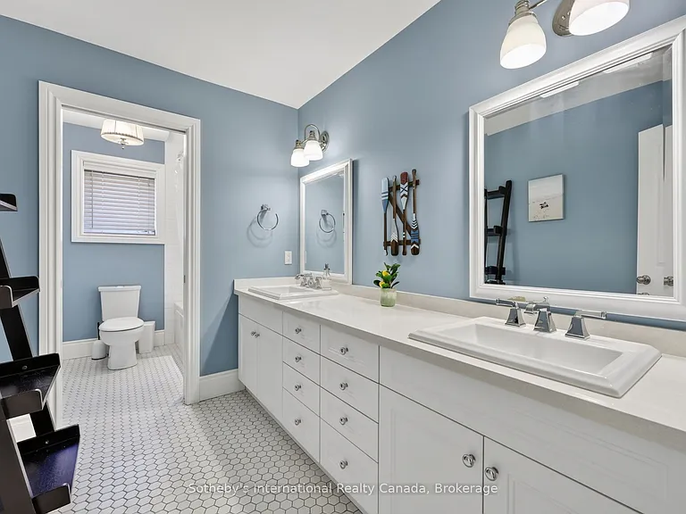 36 Kayla Cres — Photo 39