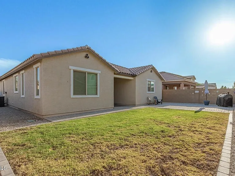 15732 W Pierce St — Photo 24
