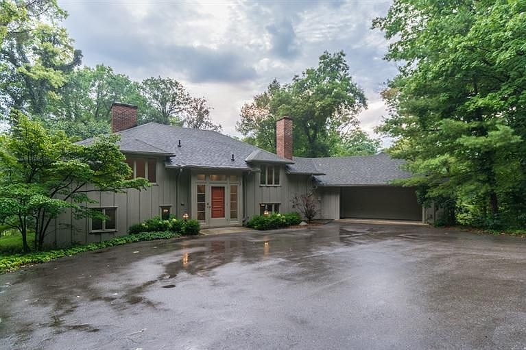 1st image of 471 Barton North Dr