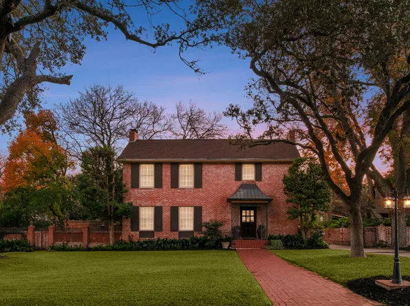 208 canterbury hill, Terrell Hills, TX 78209