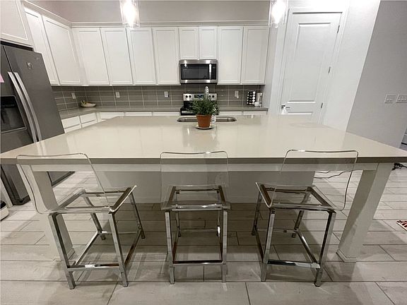 Counter seating