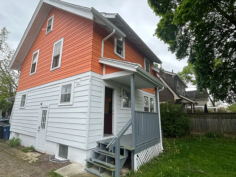 1430 White St — Photo 8