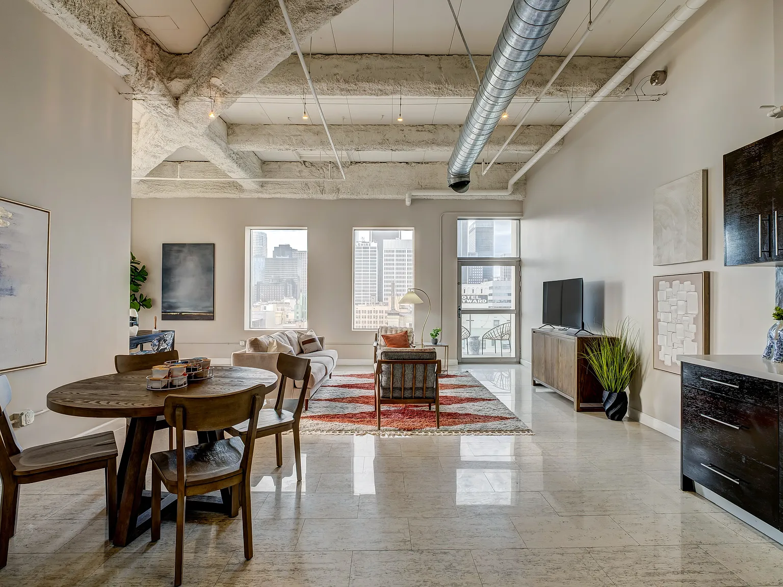Thurman Lofts — Photo 4