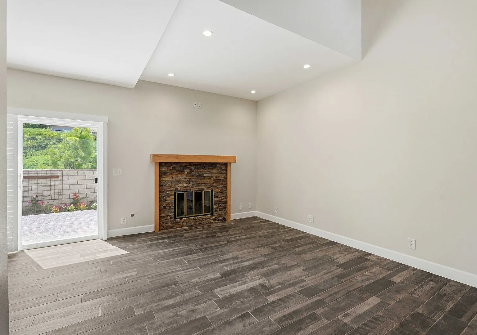 Fully Remodeled Top To Bottom! Must See! — Photo 3