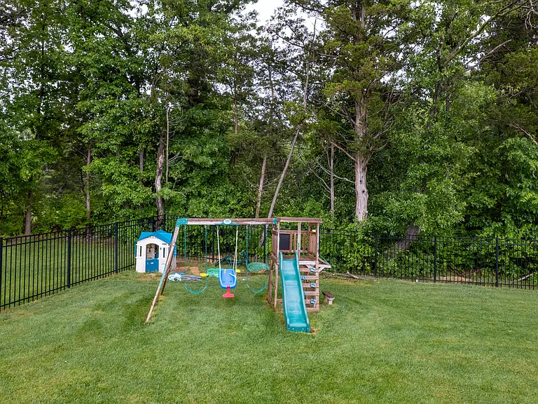 1116 Shore Acres Loop — Photo 40