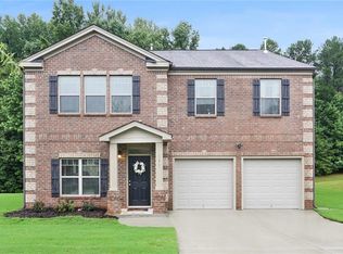 650 Langley Farms Dr, Loganville, GA 30052