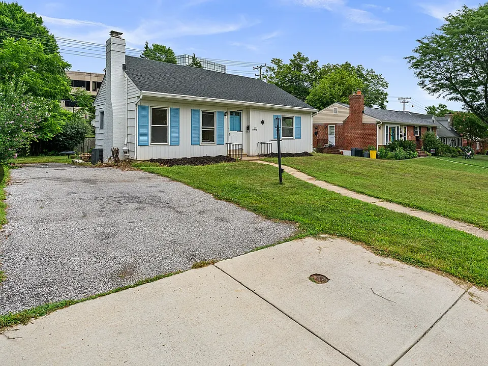 577 Brook Rd