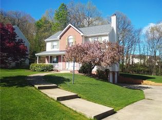 528 Pine Bluff Dr, Mars, PA 16046