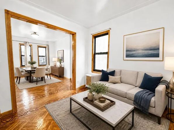 8812 86th St Floor 2, Woodhaven, NY 11421