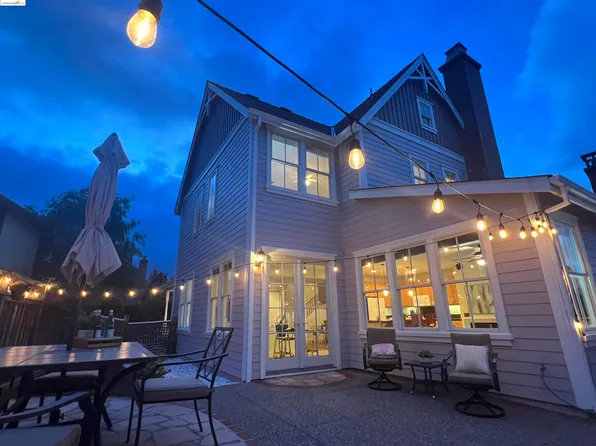 1189 Promenade St, Hercules, CA 94547