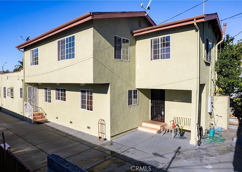 1st image of 3241 Madera Ave