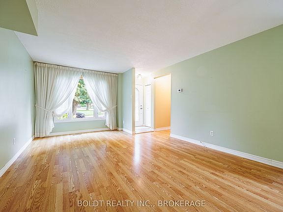 3rd image of 50 Silvan Dr