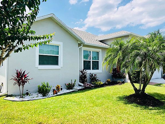 3rd image of 5396 Dahlia Reserve Dr