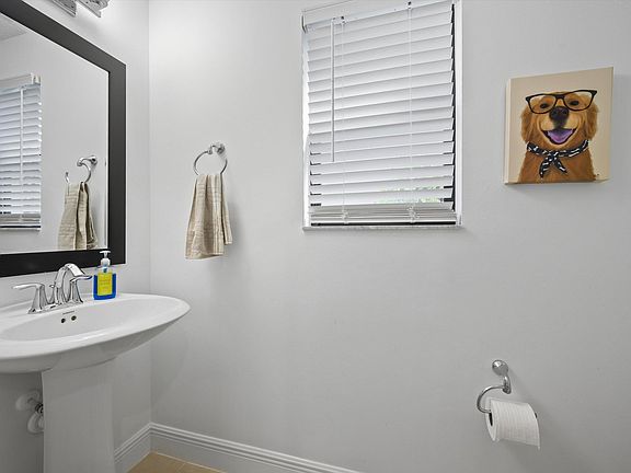 5th image of 16426 SANDY SHORE Drive