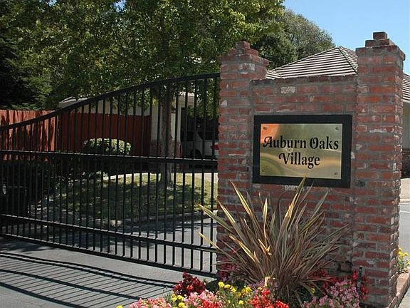 5th image of 7937 Auburn Oaks Village Ln