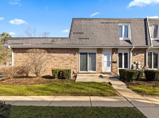 424 Sunnybrook Ln #0, Wheaton, IL 60187