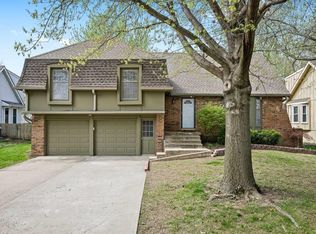 2027 E 144th St, Olathe, KS 66062