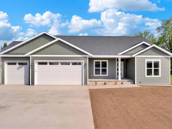 1555 FOXFIRE COURT, Waupaca, WI 54981