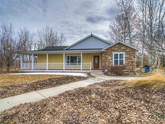 3rd image of 208 Coral Dr