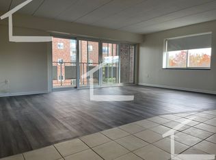 51 Hill Rd APT 202, Belmont, MA 02478