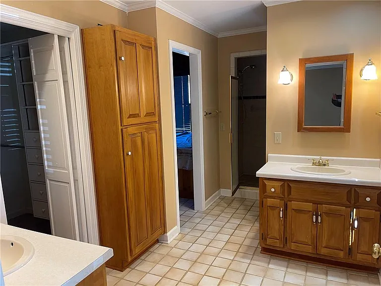 119 Woodlawn Dr NE — Photo 41
