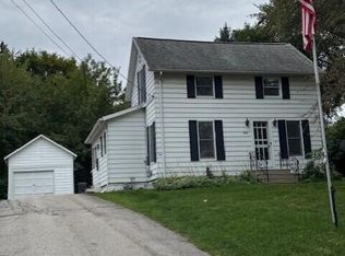 274 E Logan St, Coloma, MI 49038