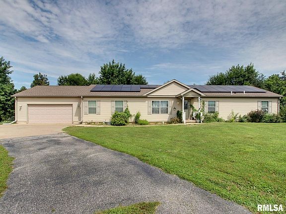 2nd image of 4 Orchard Dr