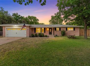 409 Sharron Dr, Woodway, TX 76712