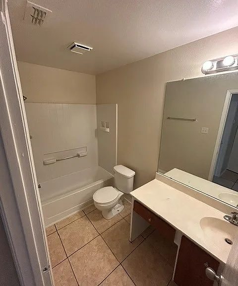 3823 Bay Club Cir #204 — Photo 9
