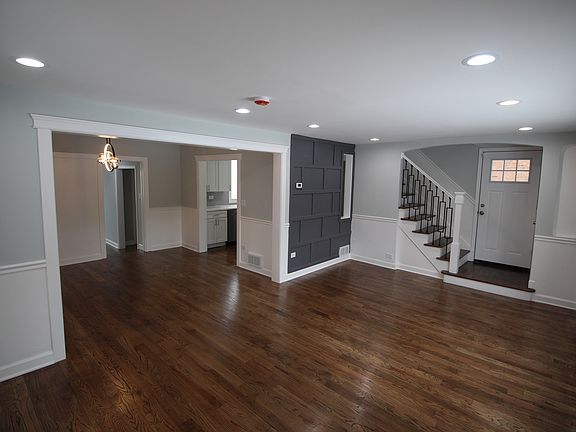2nd image of 10030 S Luella Ave