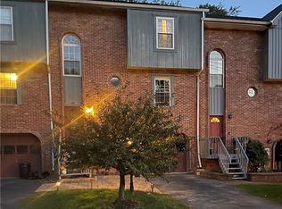 507 Shady Ridge Dr, Monroeville, PA 15146