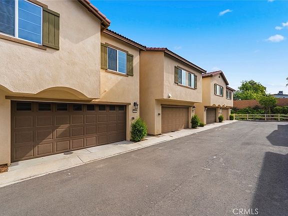 3rd image of 7102 Olive Grove St