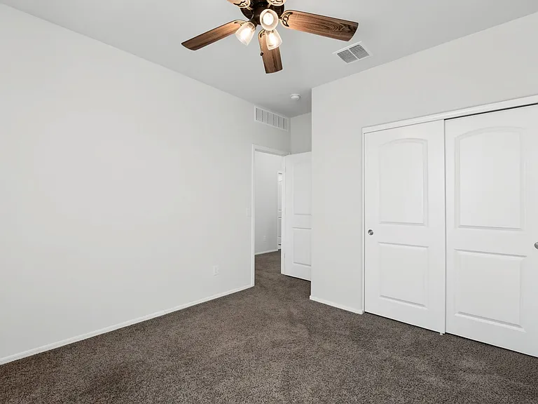 30915 W Amelia Ave — Photo 30