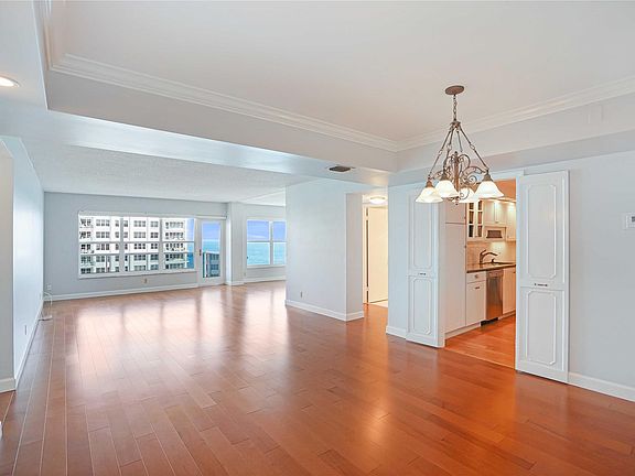 5th image of 3500 Galt Ocean Drive #1616
