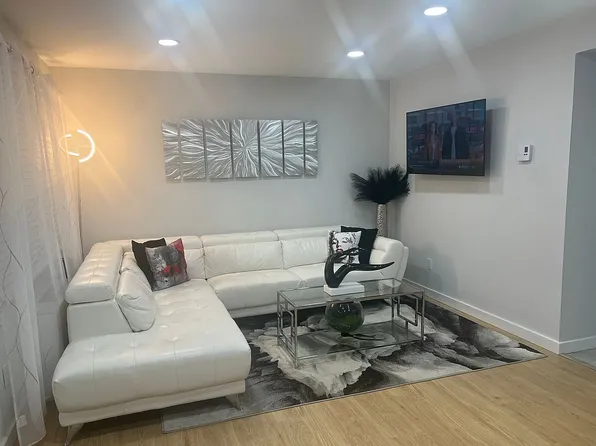 10 Wild Oaks Rd APT 110, Goldens Bridge, NY 10526