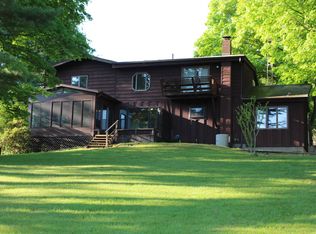 22708 Williams Landing Rd, Sturgis, MI 49091