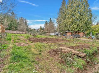 15412 NE Halsey St, Portland, OR 97230