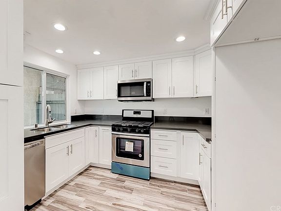 5th image of 13495 Hubbard St Unit 1