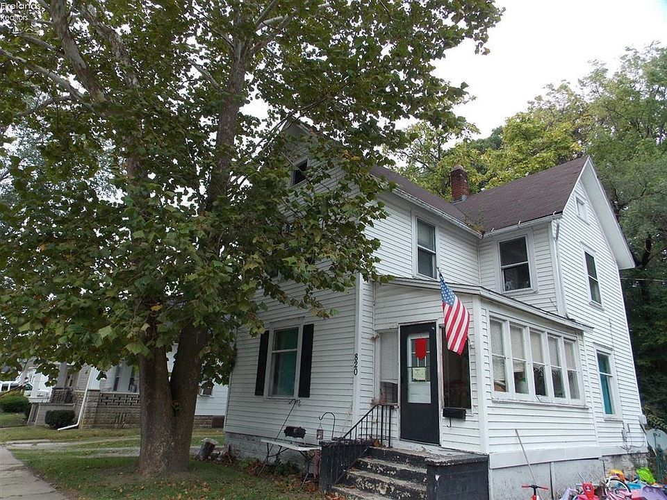 1st image of 820 South St