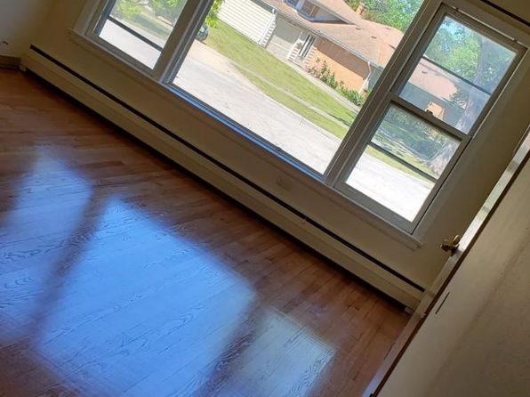9044 Churchill Cir FLOOR 1