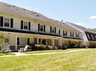 4 Tisbury Vlg, Scotch Plains, NJ 07076