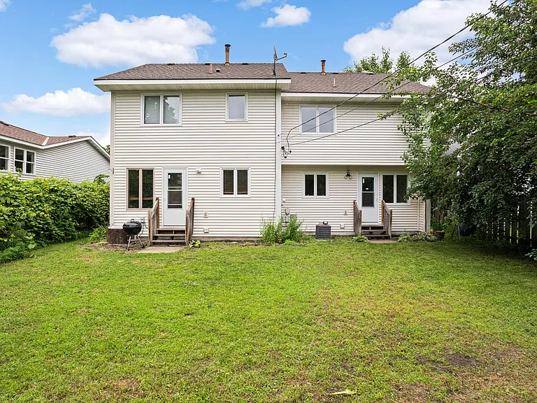 420 Buchanan St NE — Photo 29