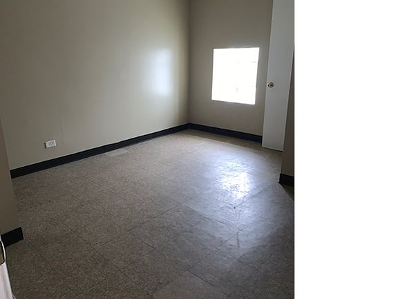 2nd image of 1548 N Parkside Ave #1