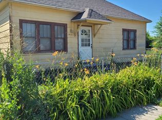 1411 N Jordan Ave, Miles City, MT 59301