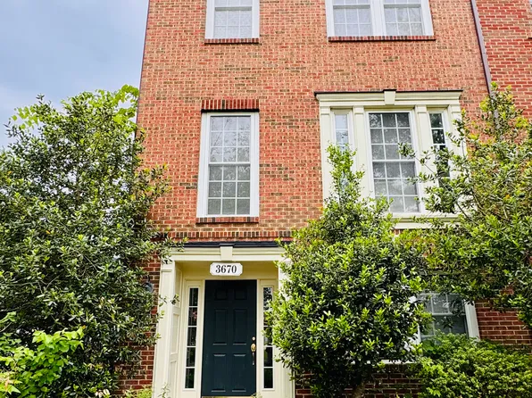 3670 Carriage Hill Dr, Frederick, MD 21704