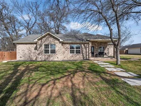 117 Lost Oaks Dr, Waco, TX 76705