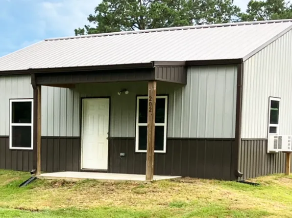 300 County Road 4117, Buna, TX