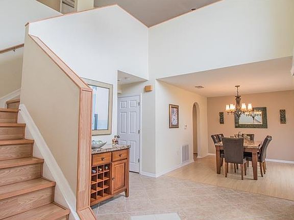 3rd image of 129 Vista View Ave