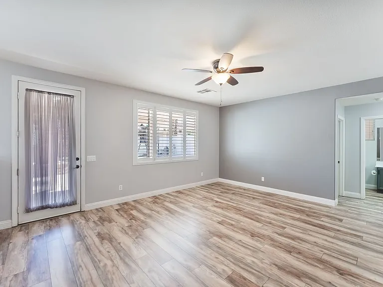 8701 Butterchurn Ave — Photo 13