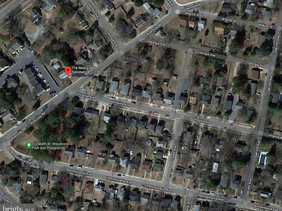 2nd image of 716 Riverside Rd